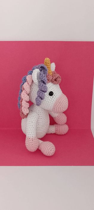 Unicórnio amigurumi