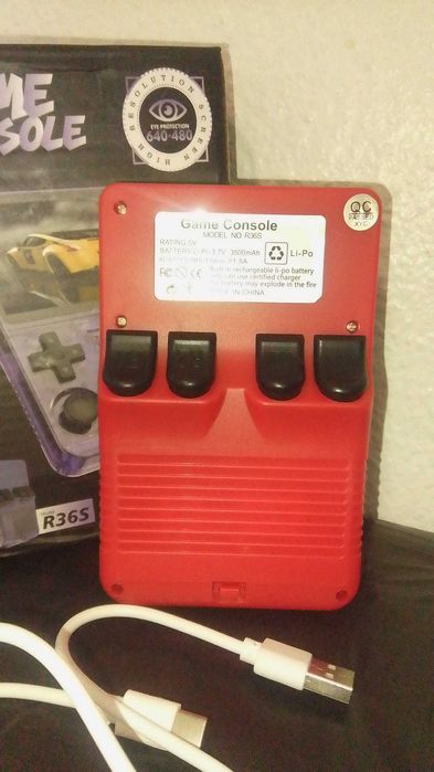 Consola Portátil Retrô R36S - Vermelho - Nova!!