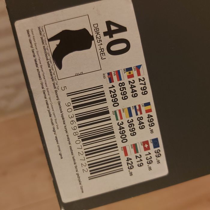 Botki zamszowe Gino Rossi