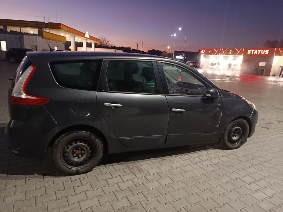 Продам власне авто Renault Grand Scenic