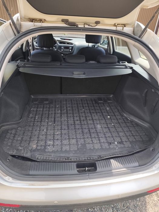 Sprzedam Kia Cee'd Kombii Benzyna 1.6GDI