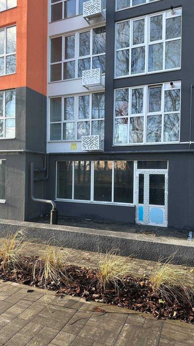 Комерційне приміщення 100 м2 в ЖК ОЛЕКСАНДРІВСЬКИЙ