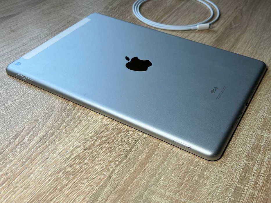Оригінал Apple iPad 8 10.5 LTE