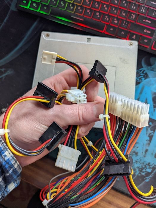 Комплект материнська плата, оперативна пам'ять, процесор,блок живлення