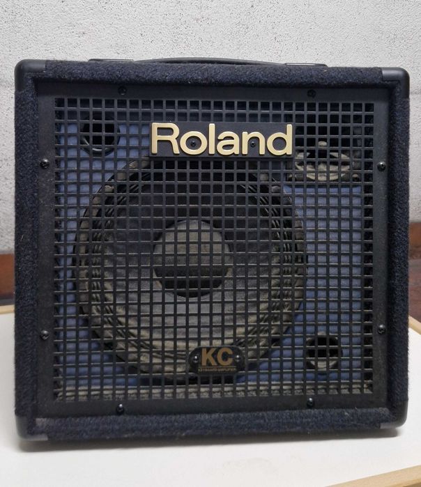 Amplificado Roland KC-60
