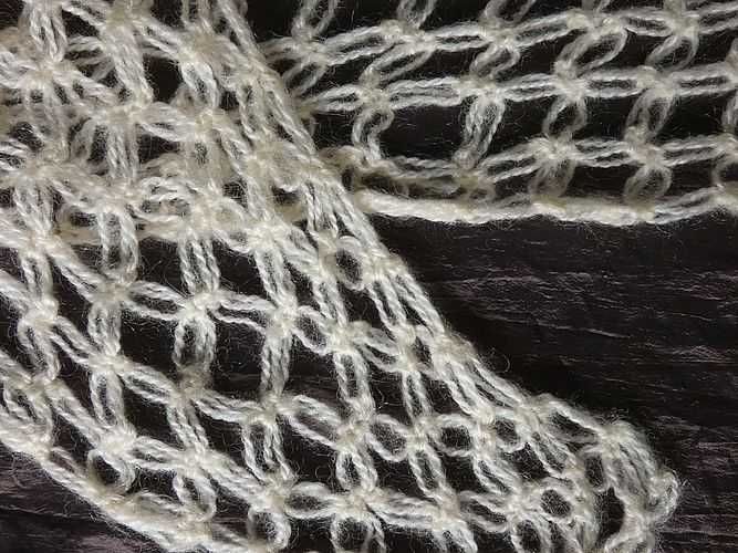 Apaszka chusta trójkątna z moheru