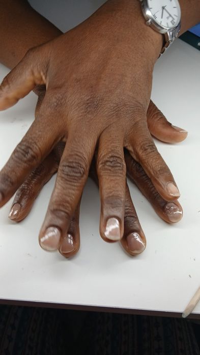 Unhas a domicílio