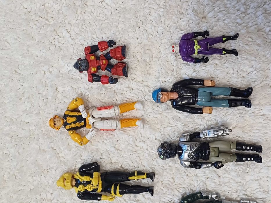 Вінтажні фігурки. Joe Black Red Raven Gorilla Battle Beasts