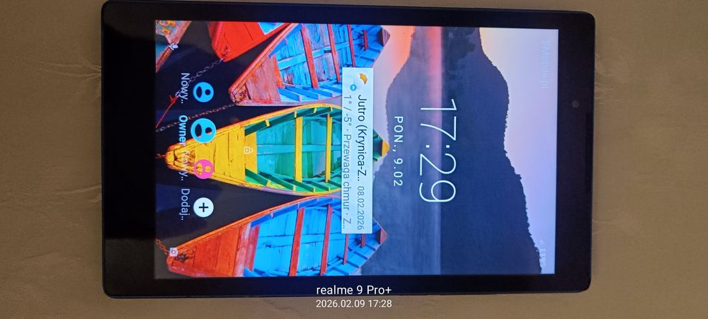 Sprzedam Tablet Lenovo TAB3 8 z ladowarką