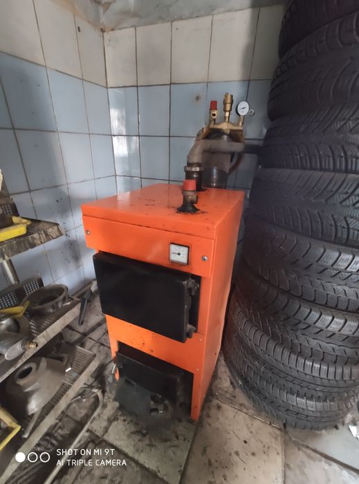 Продається приміщення! Шиномонтаж ! Діючий бізнес.