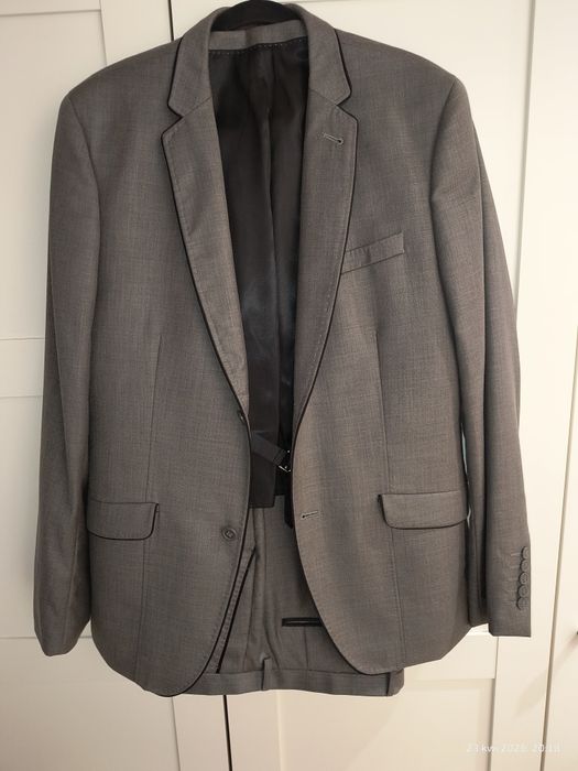 Szary 3 częściowy garnitur XL