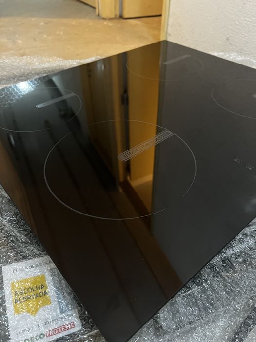 Placa de Indução Confortec 4 Zonas 6800W - Como Nova c/ Caixa