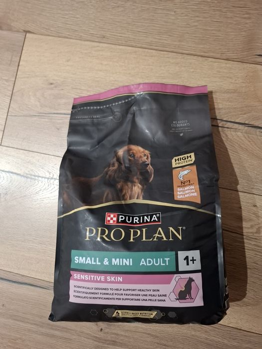 PURINA PRO PLAN Small & Mini Adult Sensitive Skin, łosoś i ryż 3kg