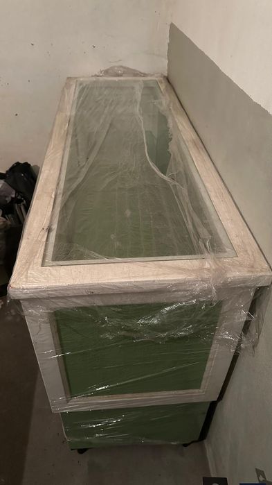 Balcão em madeira para loja