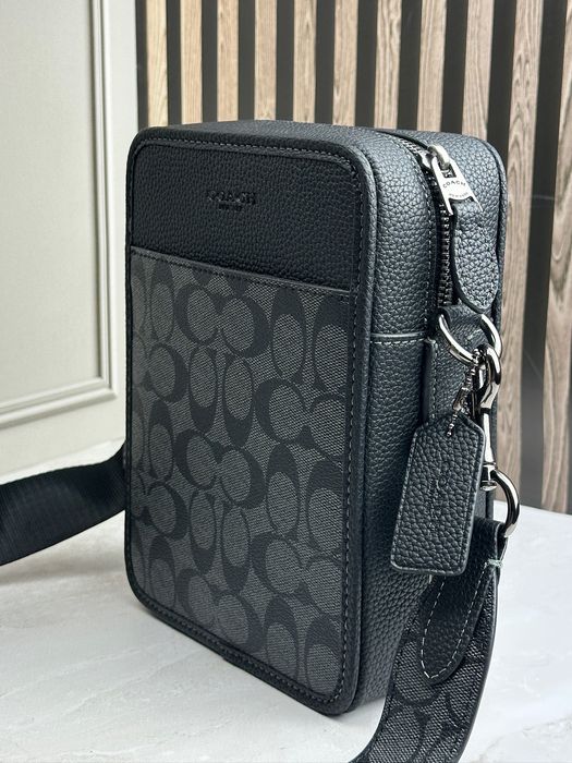 Чоловіча сумка планшет Coach Sullivan Crossbody Signature Canvas Чорна Месенджер