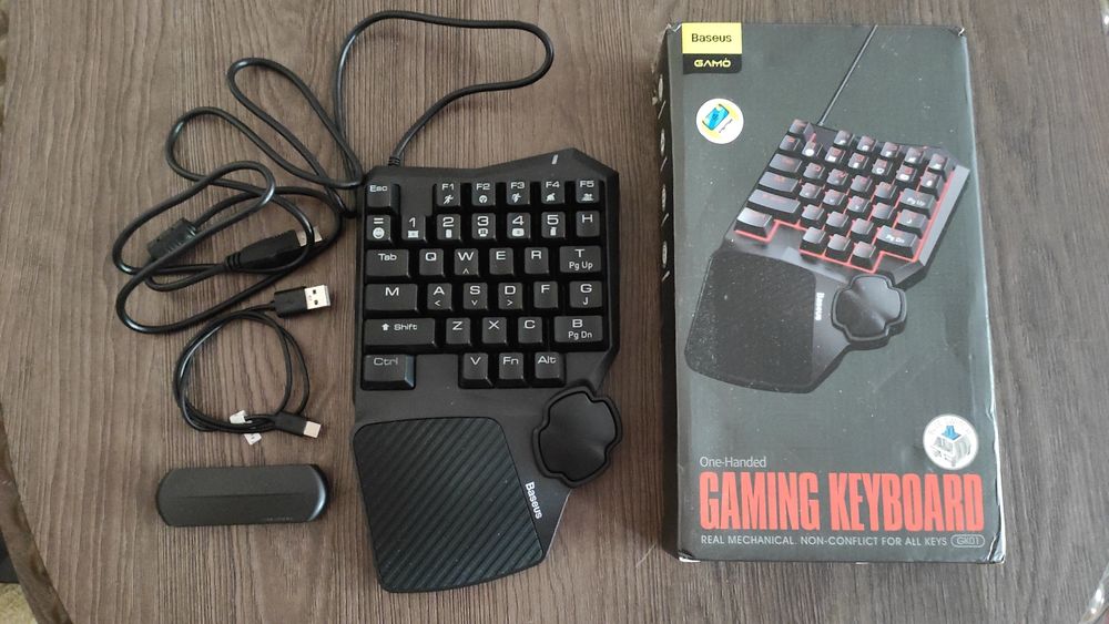 Ігрова клавіатура Baseus GAMO One-Handed Gaming Keyboard з адаптером