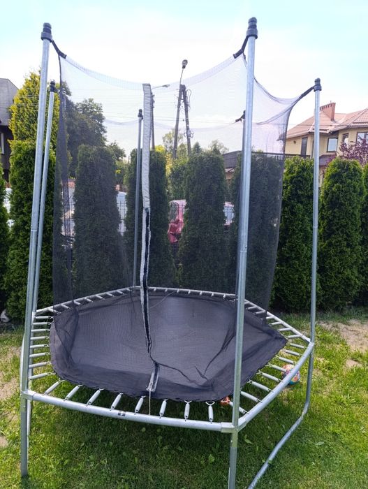 Trampolina hexagonal 240