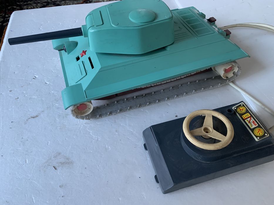 Игрушка СССР. Танк .