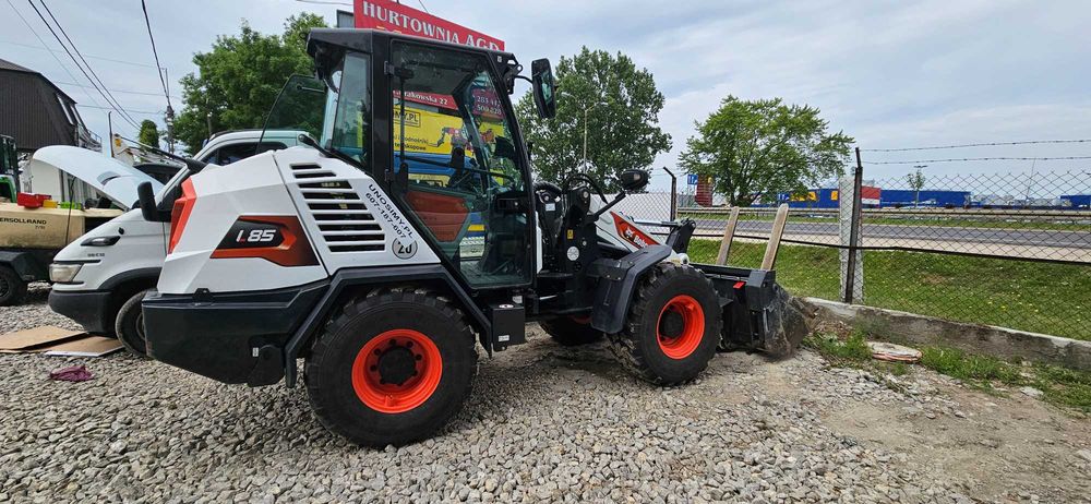 Usługi minikoparką - minikoparka na wynajem - konkurencyjne ceny