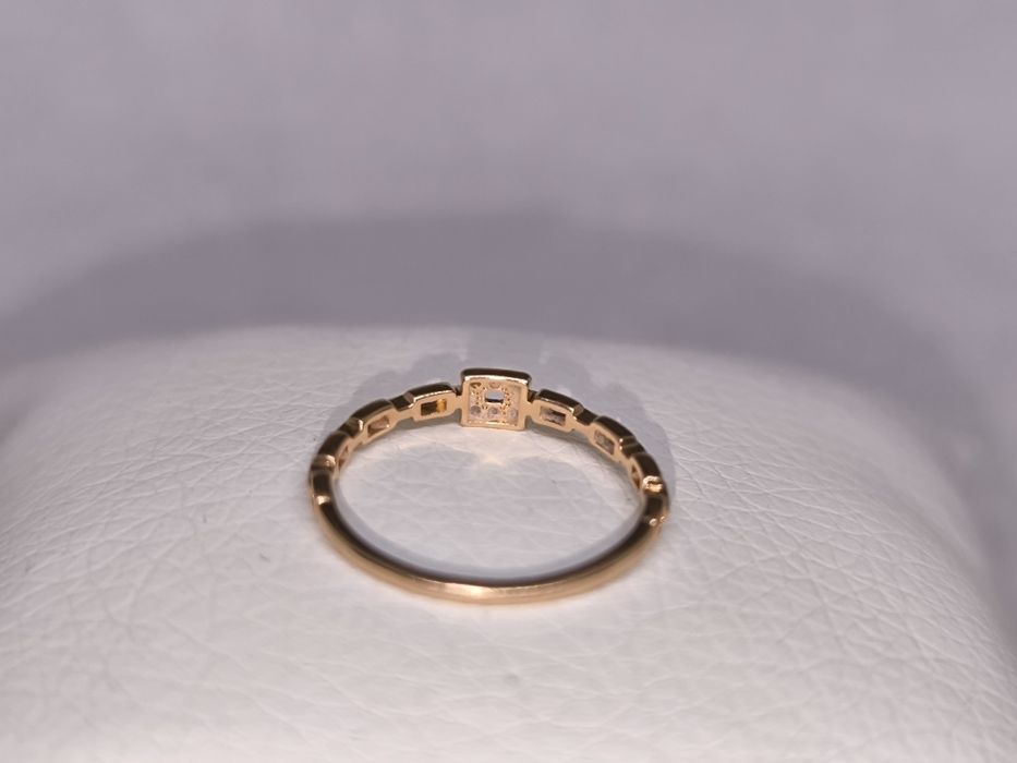 Кольцо золотое р16 (0.87гр)