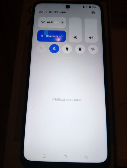 Oppo a40m 8/256 gb.