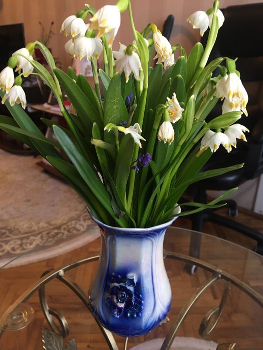 Ваза для квітів маленька