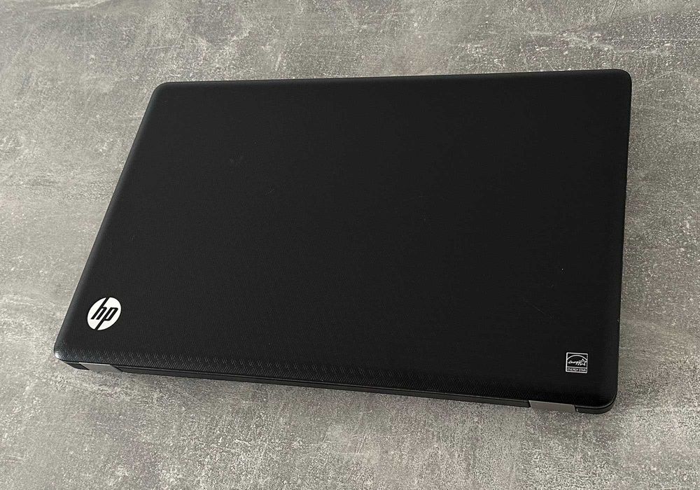 Ноутбук HP G72 (17.3" LED / Core i3 / 4 ГБ DDR3 / 320 ГБ HDD / HDMI)