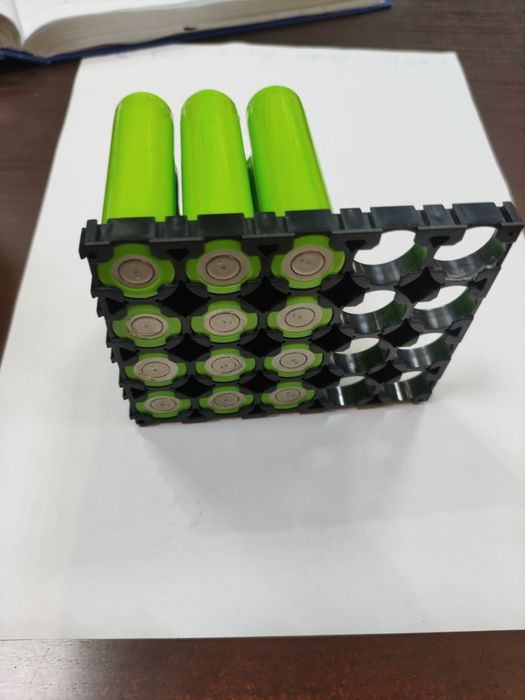 Батарейки 18650 з тесла