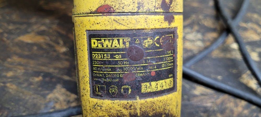 Kątówka Dewalt D28153