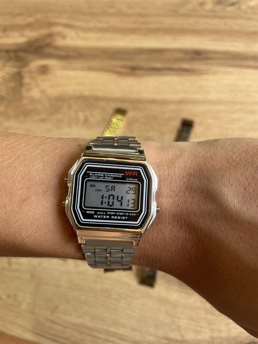 Годинник Casio, часи