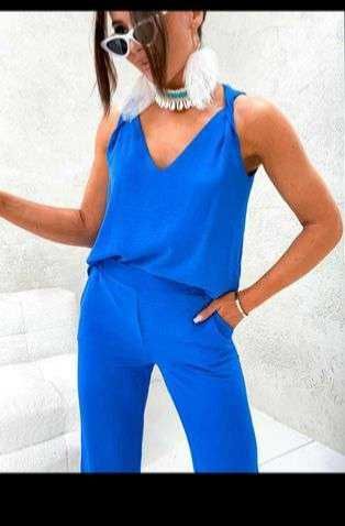 Komplet bluzka i spodnie