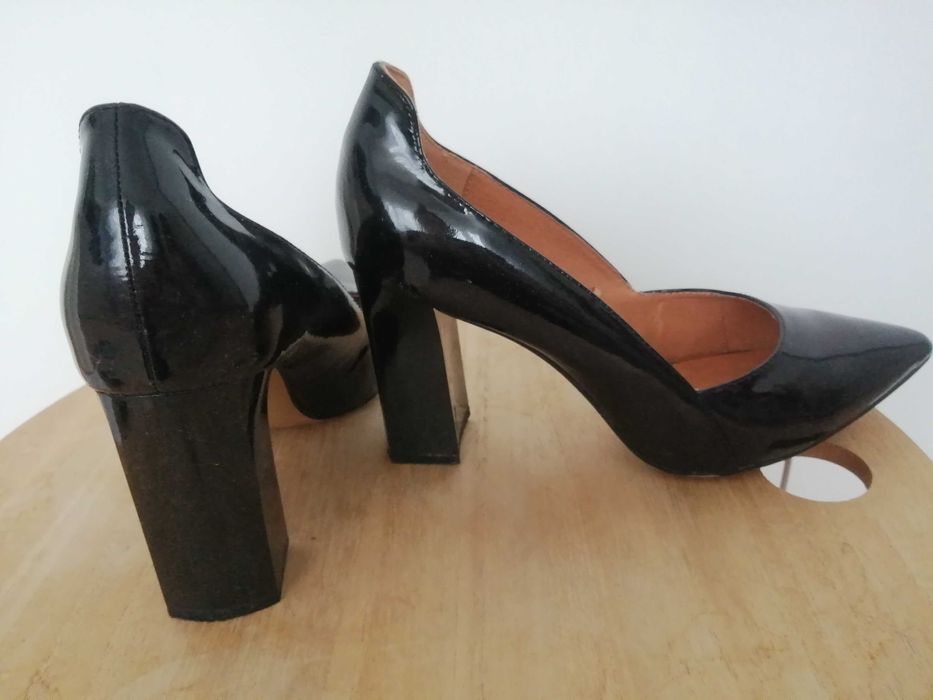 Buty damskie caprice