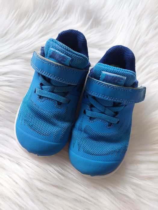 дитячі кросівки Nike 23.