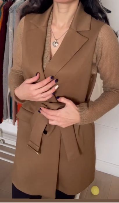 Новий костюм жилет, спідниця