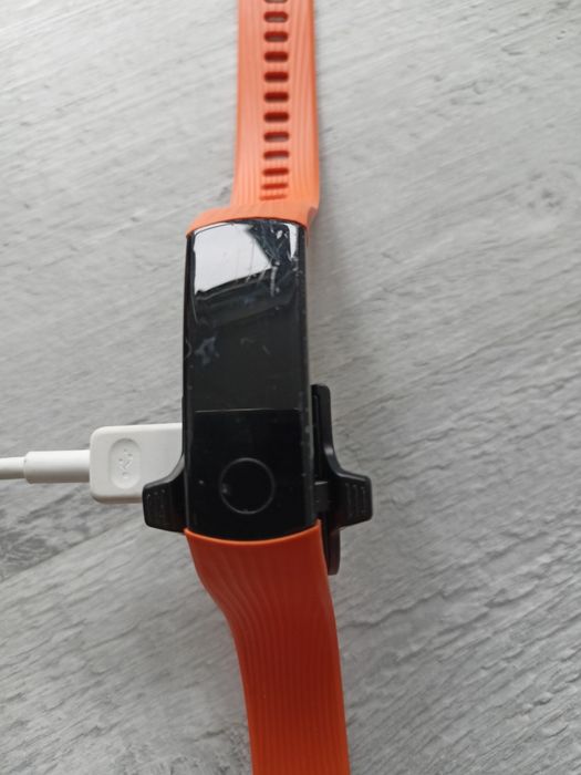 Opaska sportowa mi band krokomierz