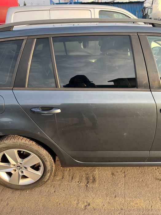 Drzwi przód prawe tył prawe Skoda Octavia 3 LF7Y