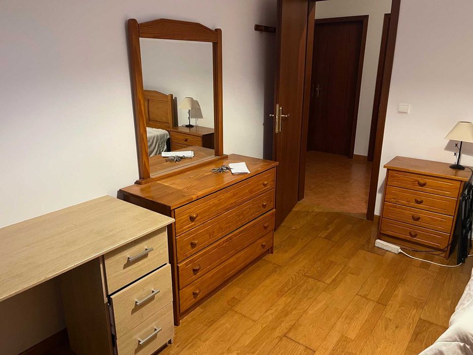 Alugo quarto próximo da universidades beja