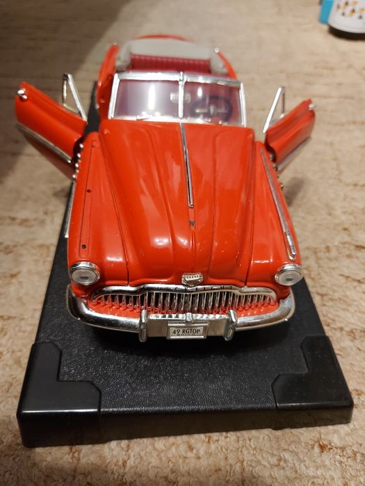 Buick Eight 1949 skala 1/18