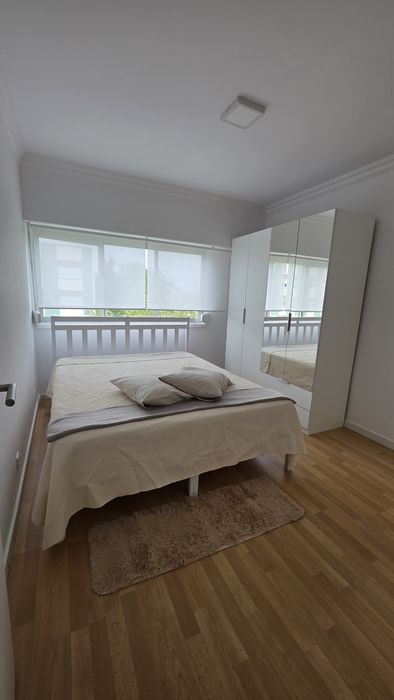 Quarto (Suíte) para Arrendar – Despesas Incluídas