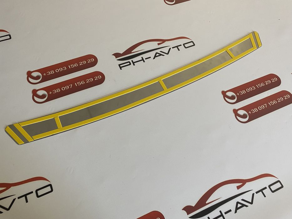 Накладка на задний бампер VW Polo 2002-2008 хетчбек карбон