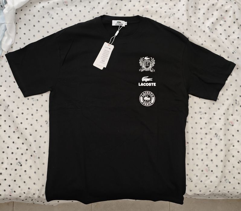 Lacoste T-shirt.