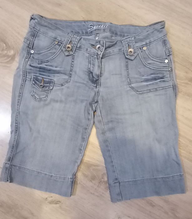 Spodenki dżinsowe rozm. 36