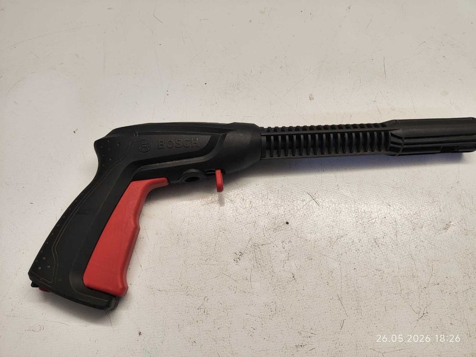 Pistolet wysokociśnieniowy do myjek ciśnieniowych firmy BOSCH + akcesoria