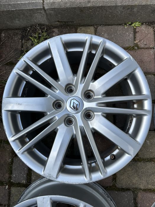 Диски Gt R17*114.3*5  Renault