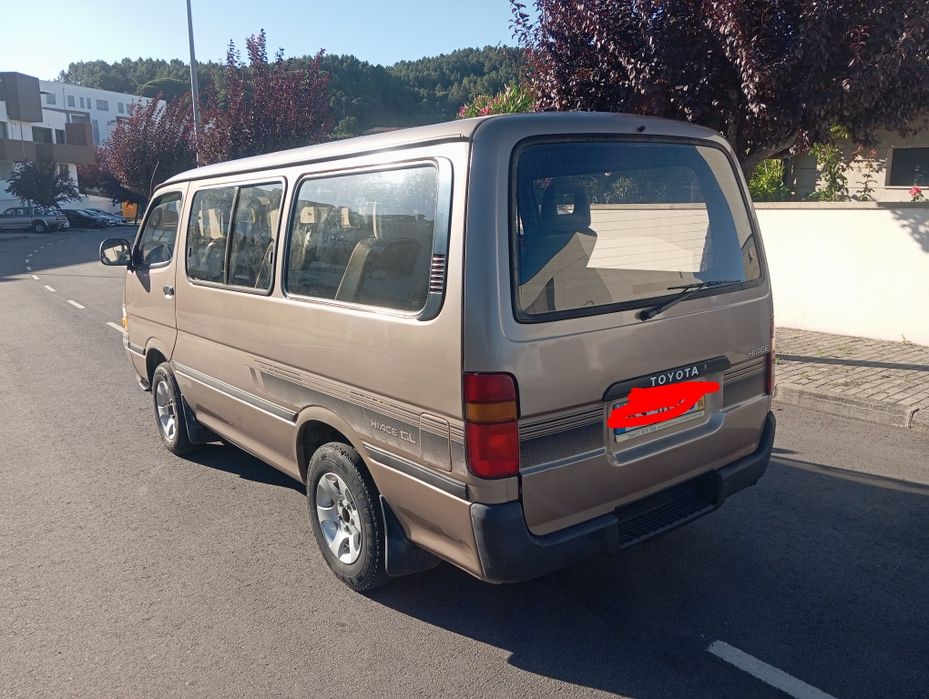 Toyota Hiace 2.5d com ar condicionado 8lugares