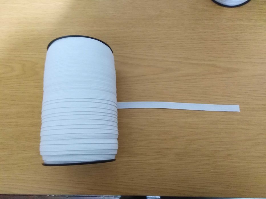 Rolos de elástico com 100 metros