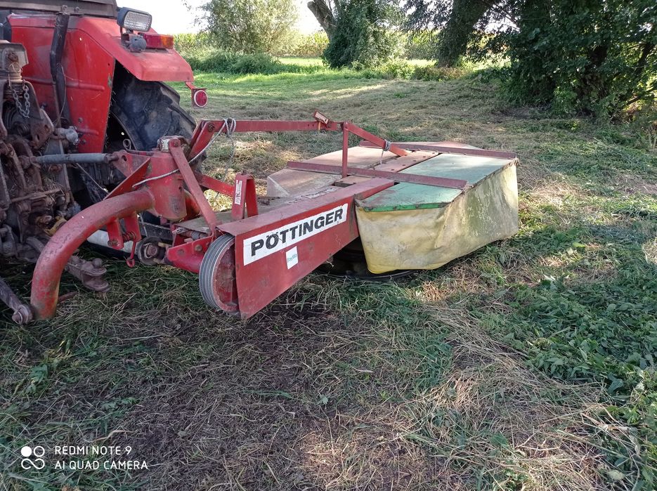 Rozrzutnik obornika i  inny sprzęt
