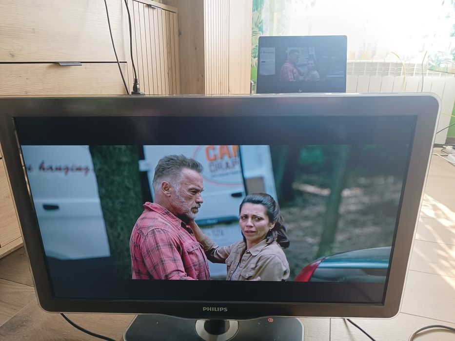 Retro telewizor Philips 32" PFL 7605H Ambilight