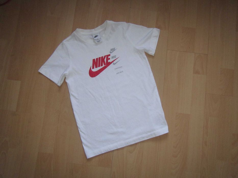 NIKE koszulka rozm.134-146