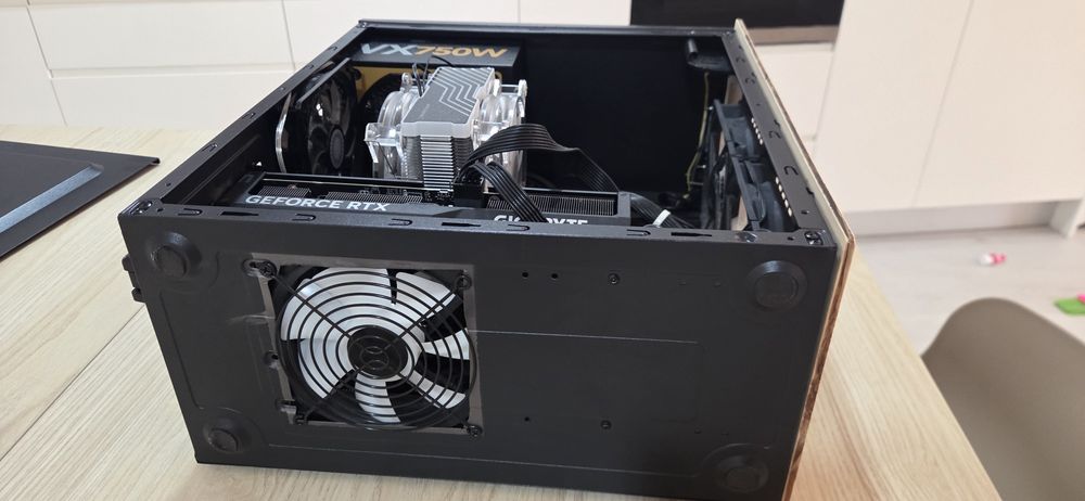 Torre PC Gaming RTX4070